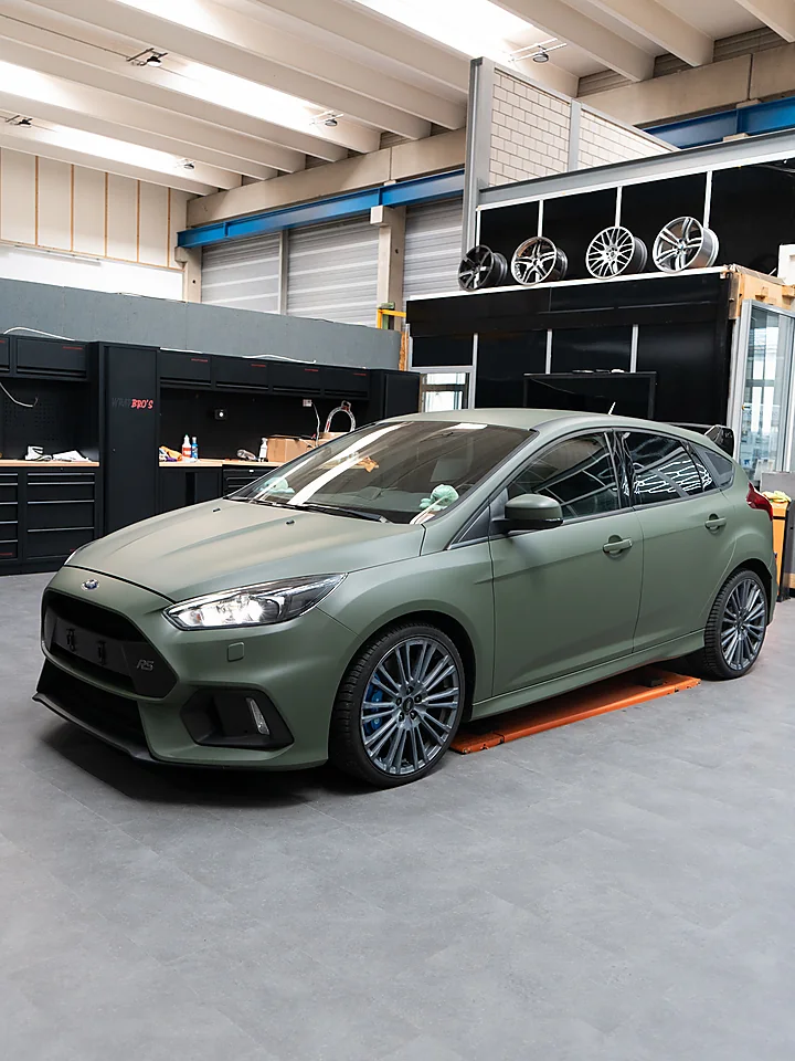 Ford Focus RS, 3M Green Military Matt